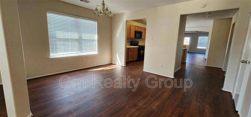 House for rent at 315 Sunset Colony Dr, Rosharon, TX 77583