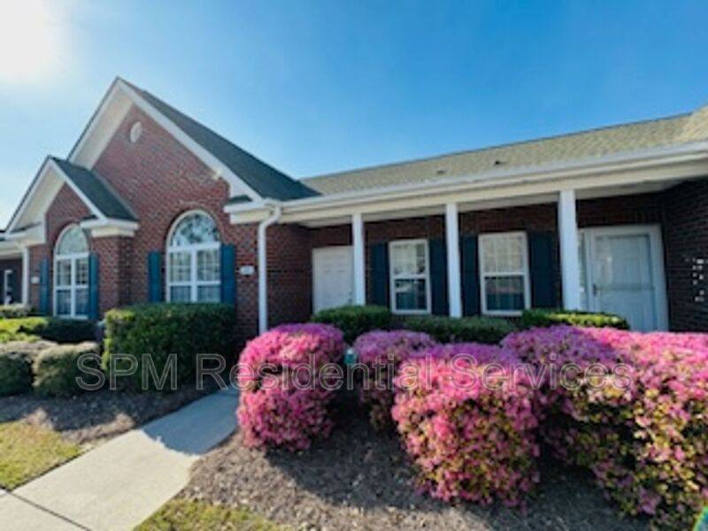 Townhouse for rent at 1692 Honeybee Lane, Wilmington, NC 28412