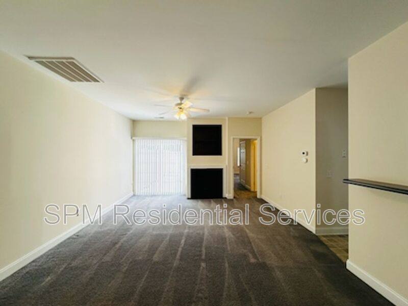 Townhouse for rent at 1692 Honeybee Lane, Wilmington, NC 28412