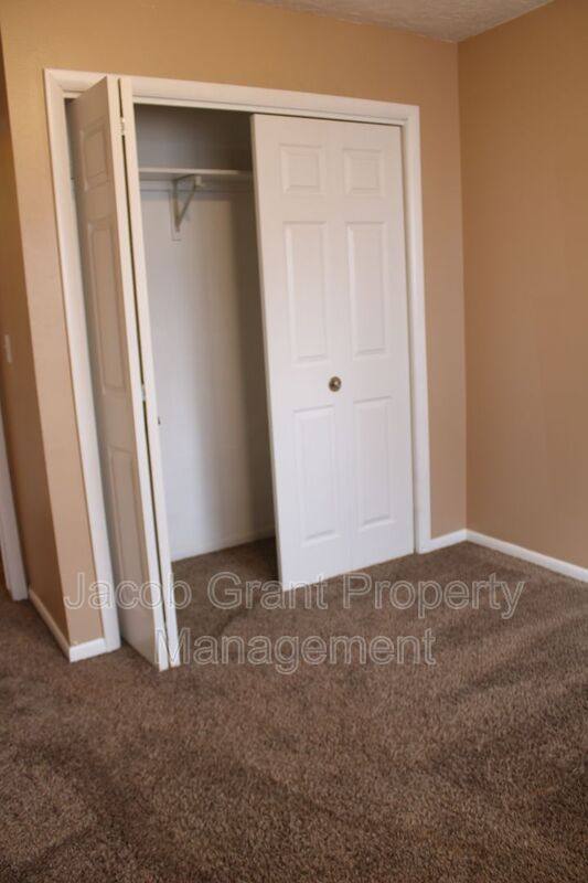House for rent at 2215 Gail Dr, Pocatello, ID 83201