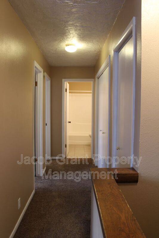 House for rent at 2215 Gail Dr, Pocatello, ID 83201
