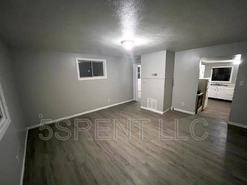 Apartment for rent at 236 S Mary Ellen St #C, South Lebanon, OH 45065