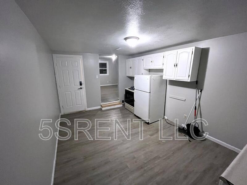 Apartment for rent at 236 S Mary Ellen St #C, South Lebanon, OH 45065