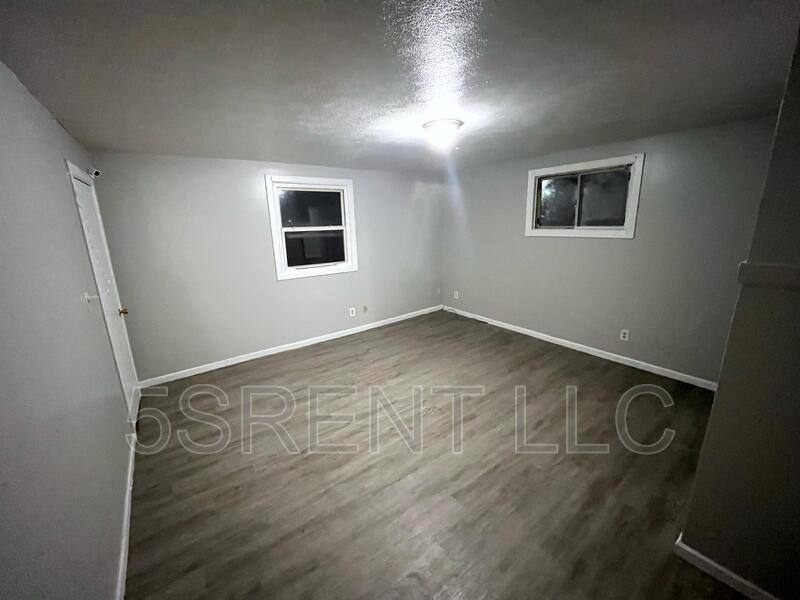Apartment for rent at 236 S Mary Ellen St #C, South Lebanon, OH 45065