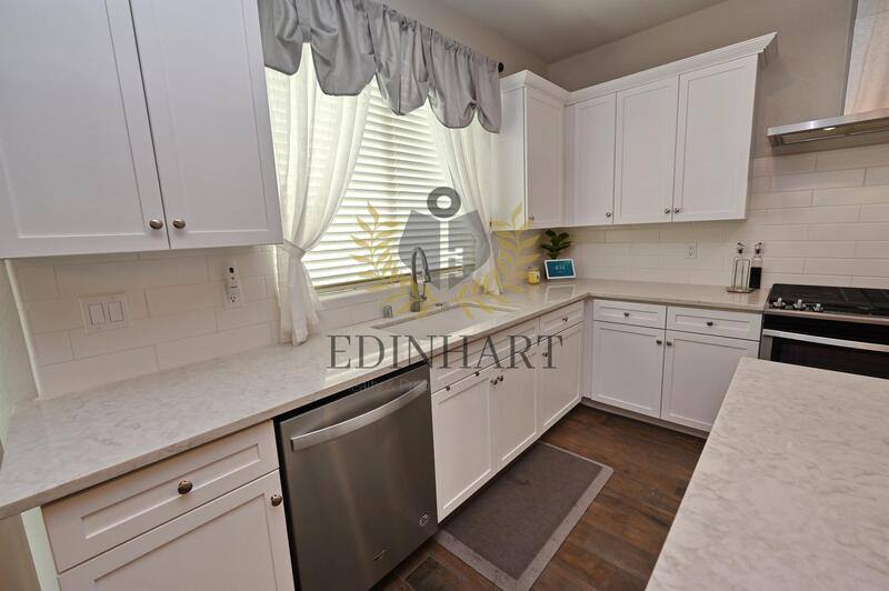 House for rent at 1439 E Via Albero Dr, Fresno, CA 93730