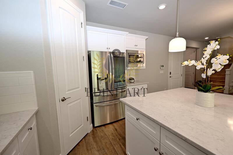 House for rent at 1439 E Via Albero Dr, Fresno, CA 93730