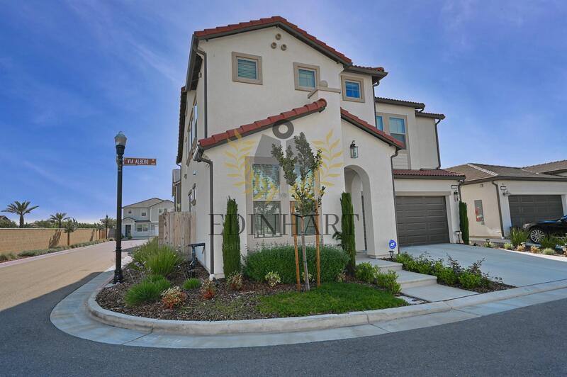 House for rent at 1439 E Via Albero Dr, Fresno, CA 93730