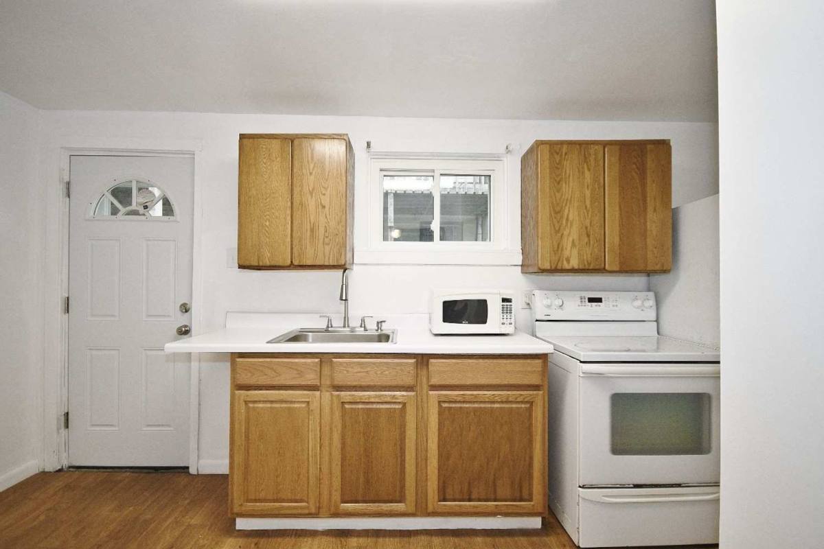 Apartment for rent at 1423 Ridge Ave, Braddock, PA 15104