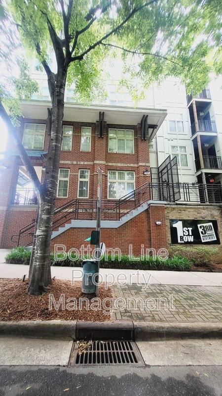 Condo for rent at 1101 W 1st St #105, Charlotte, NC 28202