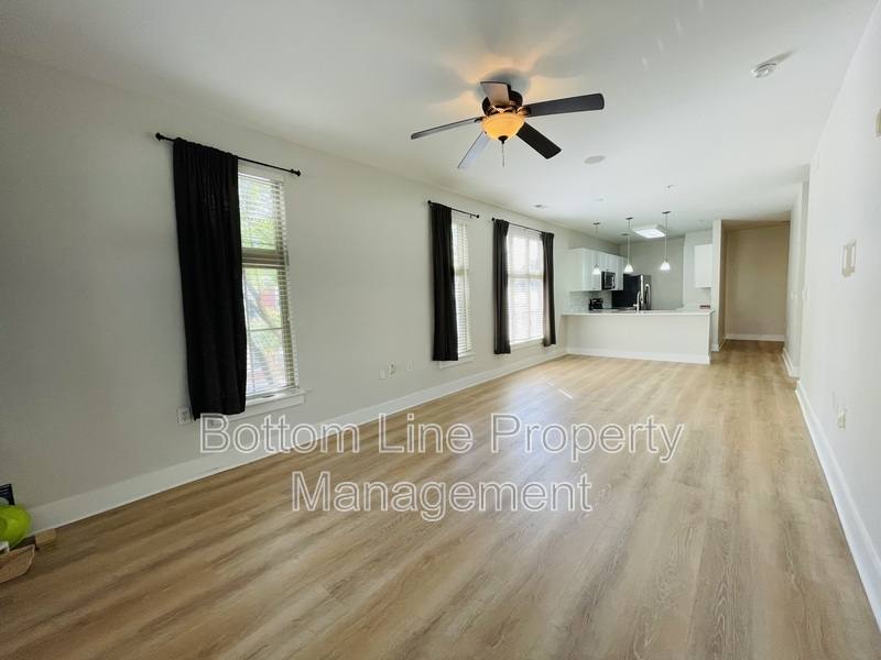 Condo for rent at 1101 W 1st St #105, Charlotte, NC 28202