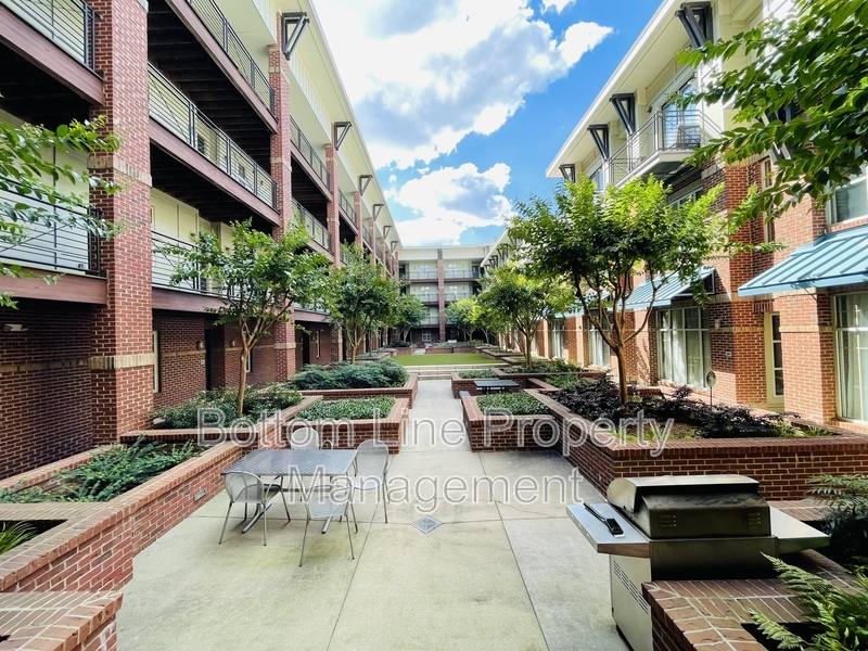 Condo for rent at 1101 W 1st St #105, Charlotte, NC 28202