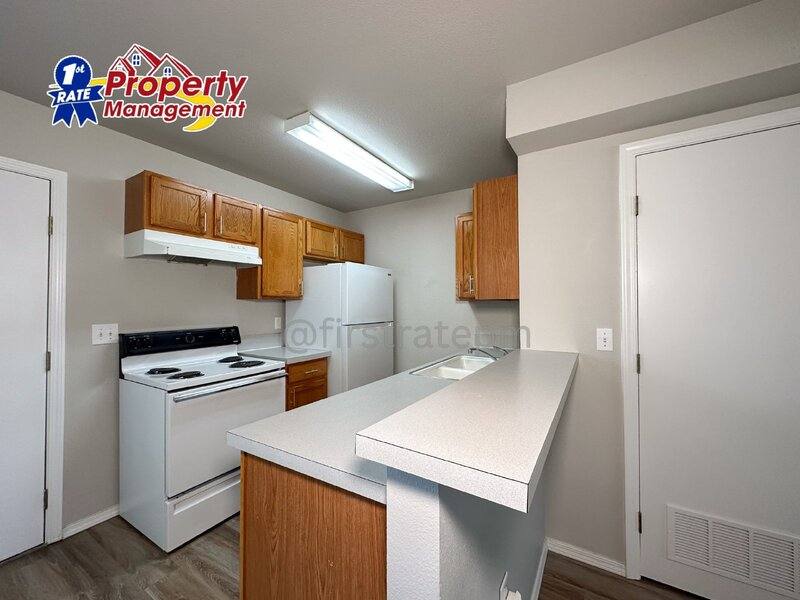 Townhouse for rent at 275 E Elbridge St, Meridian, ID 83646