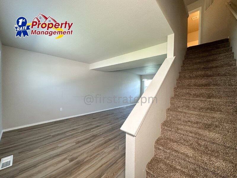 Townhouse for rent at 275 E Elbridge St, Meridian, ID 83646