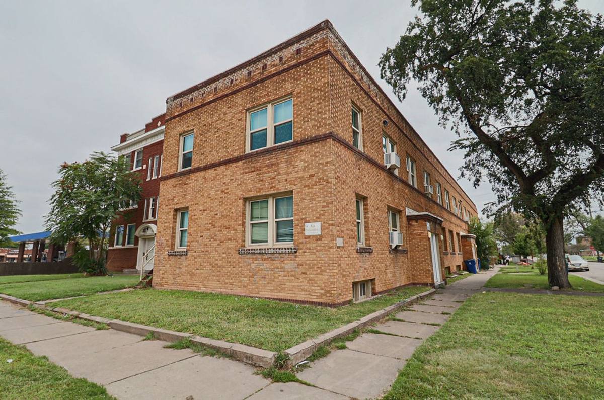 Apartment for rent at 306 E Pine St, Wichita, KS 67214