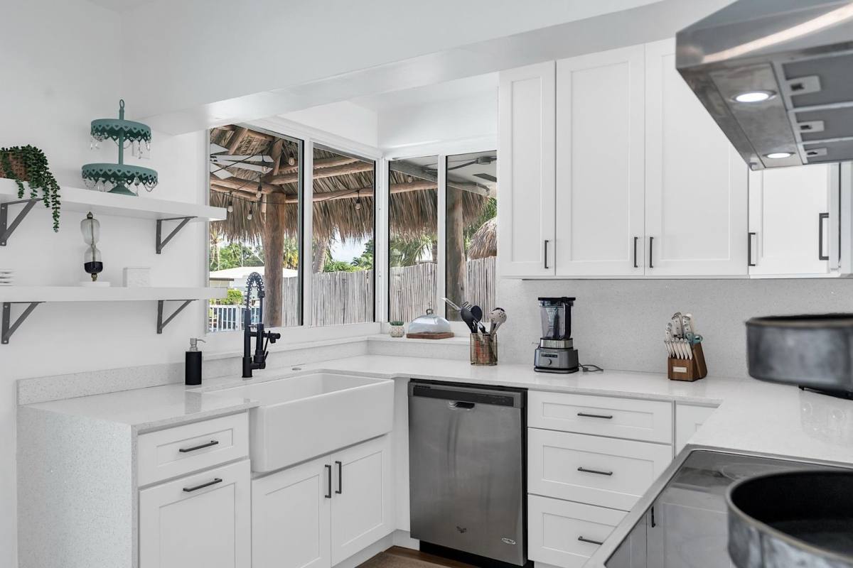 House for rent at 2233 SE 15th St, Pompano Beach, FL 33062
