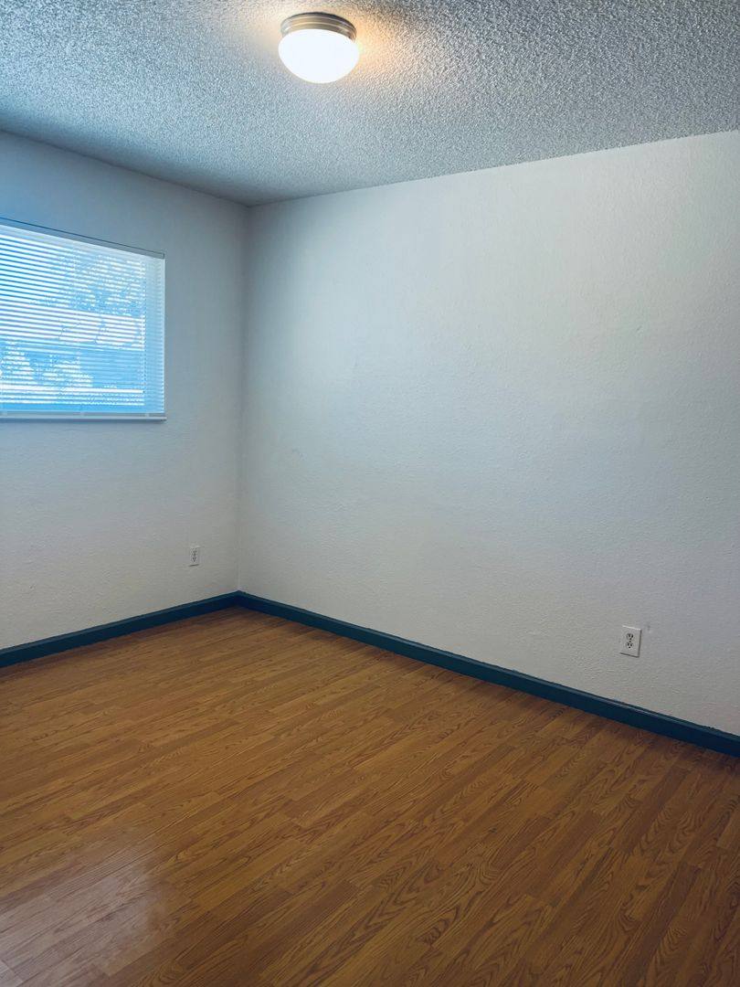 Apartment for rent at 1117 Roselawn Ave, Modesto, CA 95351