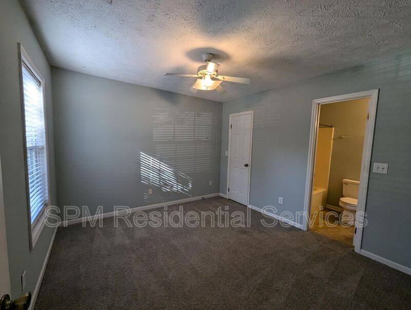 House for rent at 705 Varsity Dr, Wilmington, NC 28403