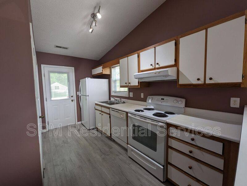 House for rent at 705 Varsity Dr, Wilmington, NC 28403
