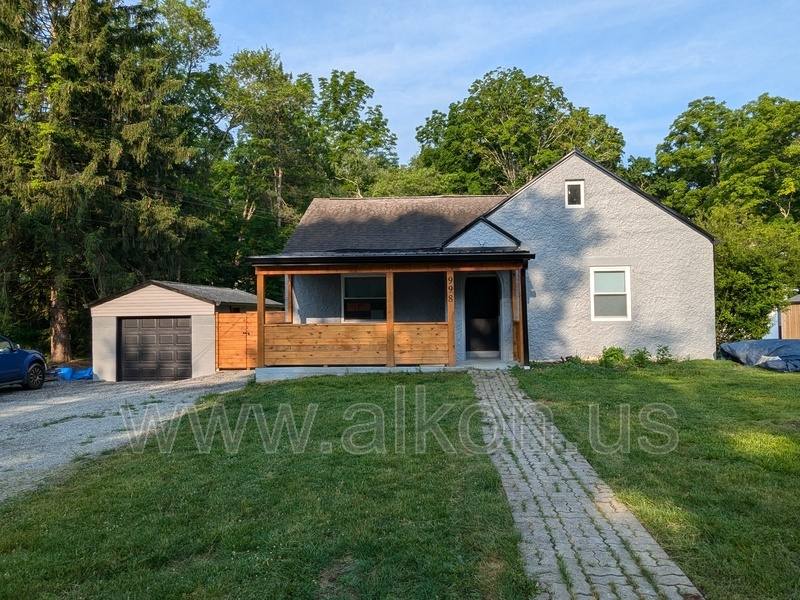 House for rent at 998 Clifton Rd, Bethel Park, PA 15102
