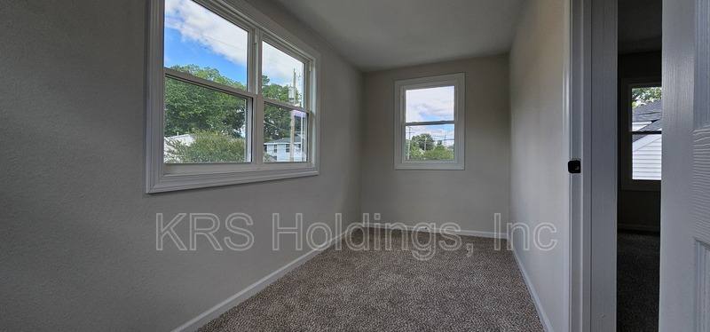 Apartment for rent at 308 Saint James Ave #B, Suffolk, VA 23434