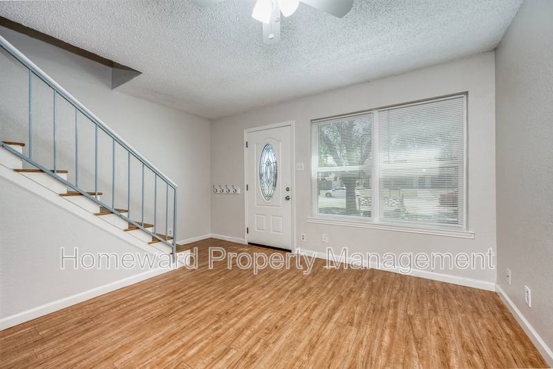 Townhouse for rent at 604 Meadow View Court #3, Denton, TX 76207