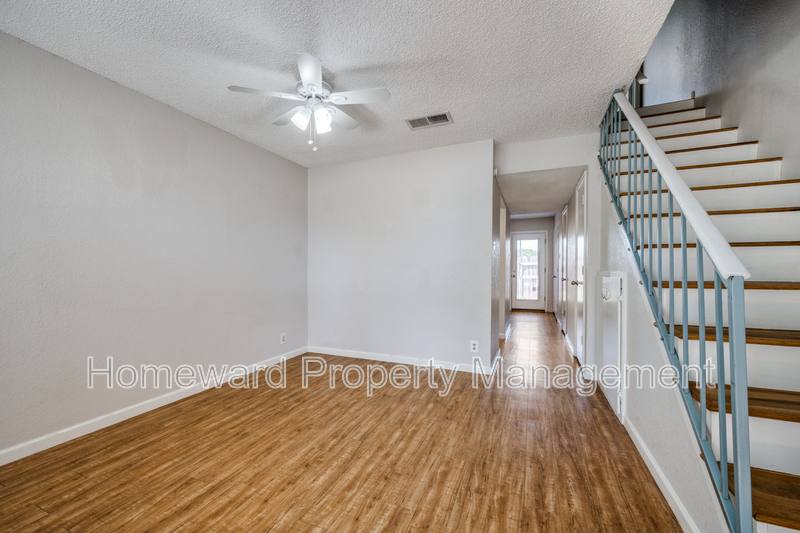 Townhouse for rent at 604 Meadow View Court #3, Denton, TX 76207