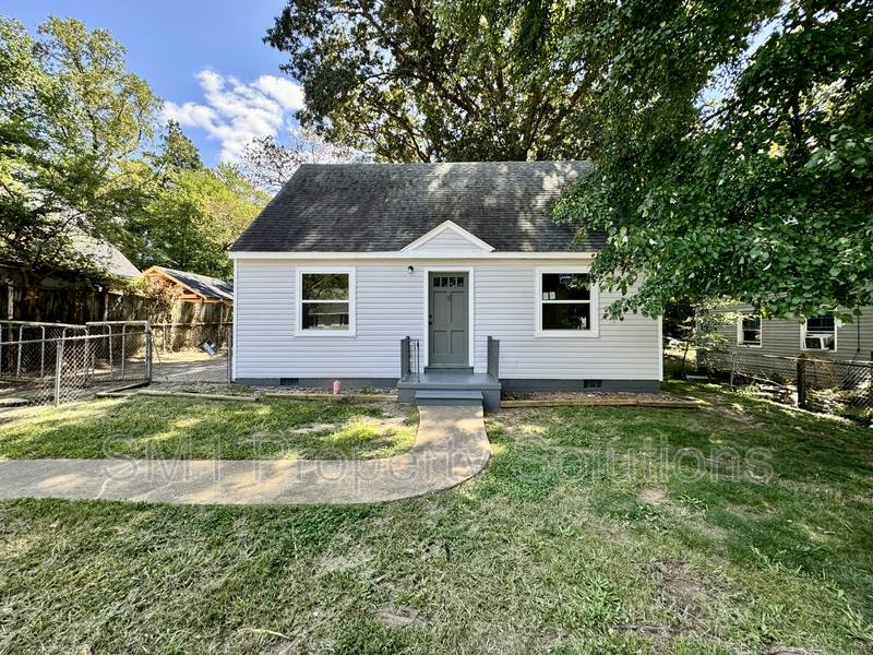 House for rent at 1020 Nancy Lane SE, Winston Salem, NC 27107