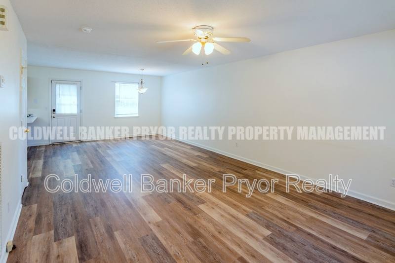 Apartment for rent at 1240 N Concord Rd - E, Chattanooga, TN 37421