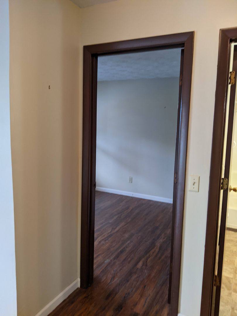 Apartment for rent at 102 McConnell St, Jefferson, NC 28640