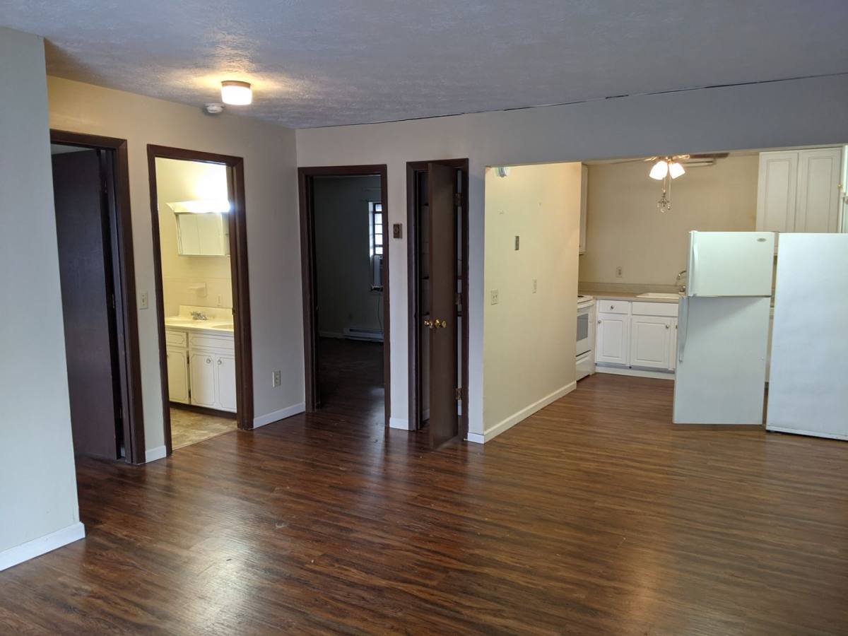Apartment for rent at 102 McConnell St, Jefferson, NC 28640