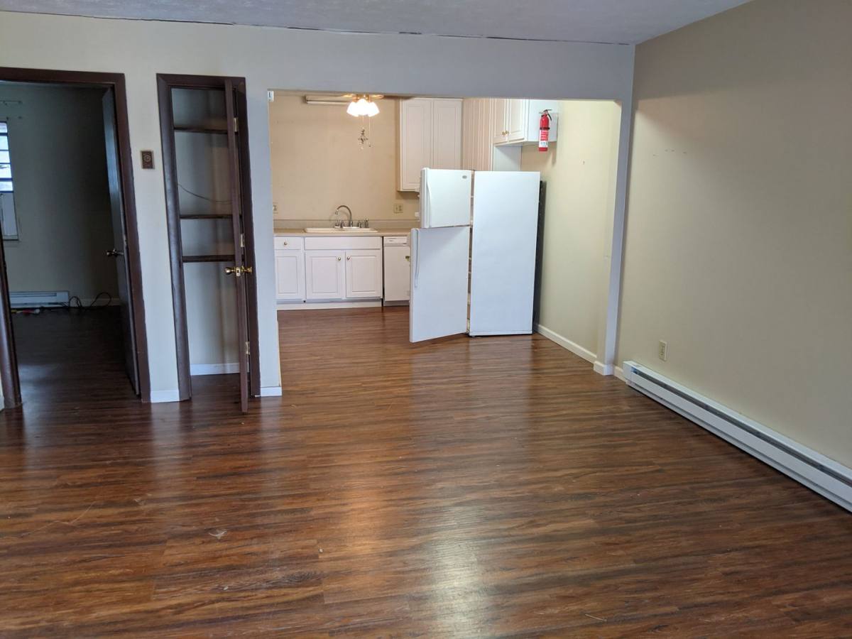 Apartment for rent at 102 McConnell St, Jefferson, NC 28640