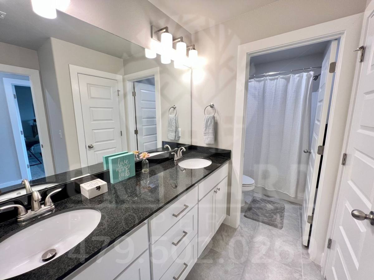 Apartment for rent at 3009 N Conway Dr, Siloam Springs, AR 72761