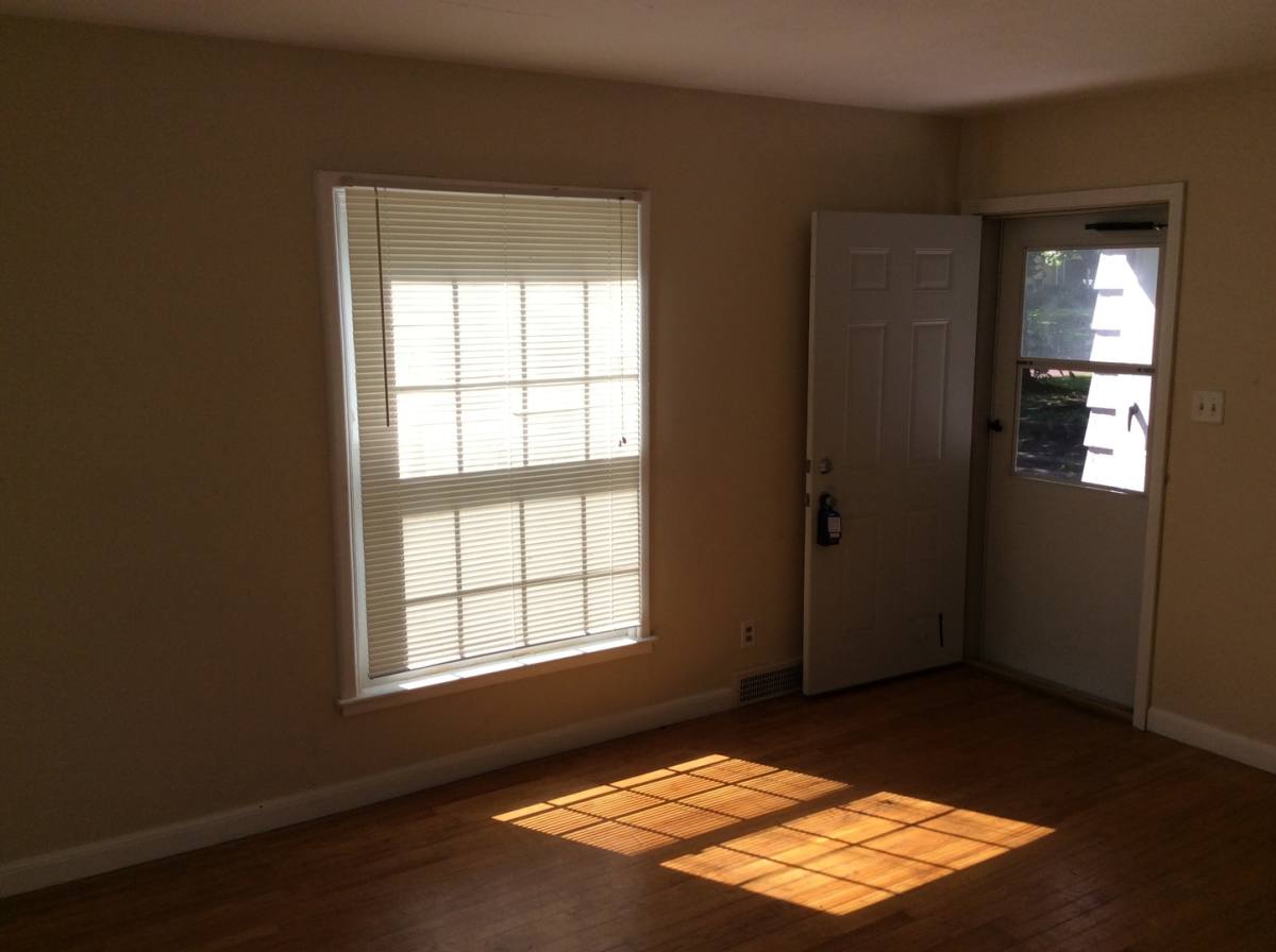 House for rent at 26365 Capitol Ave, Des Moines, IA 50317