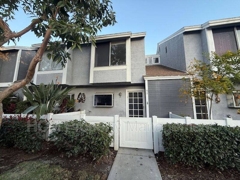 Townhouse for rent at 99 Dogwood Lane, Aliso Viejo, CA 92656