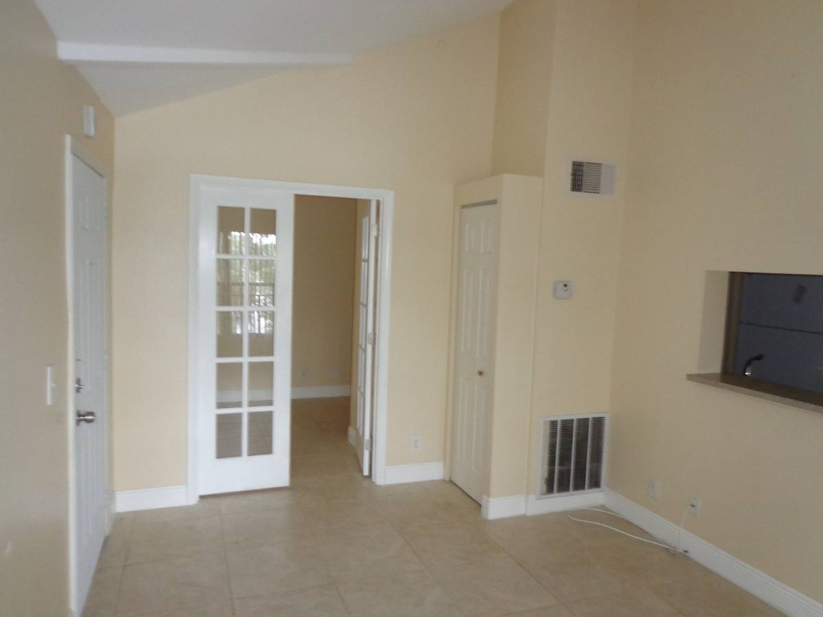 Condo for rent at 8775 NW 39 St, Fort Lauderdale, FL 33351