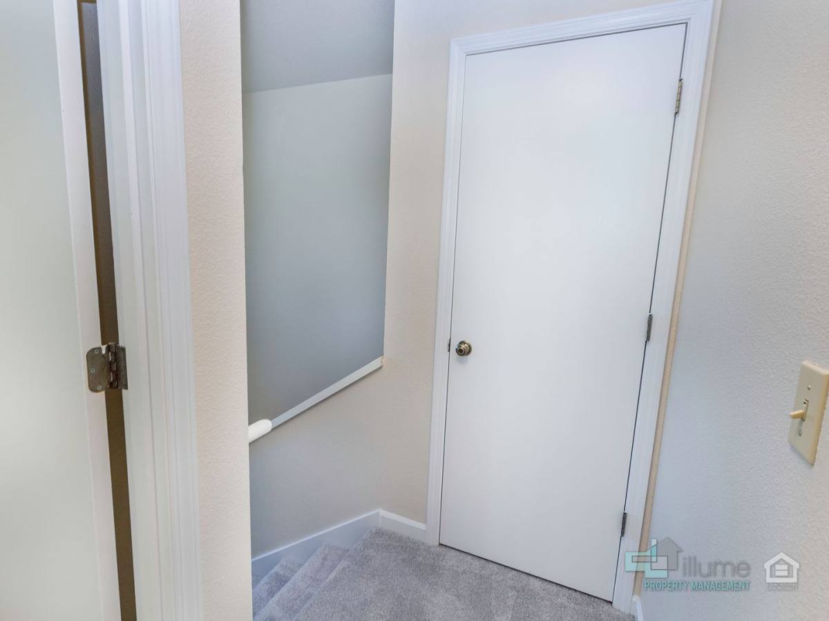 Apartment for rent at 3489 - 3493 Hawthorne Ave NE, Salem, OR 97301