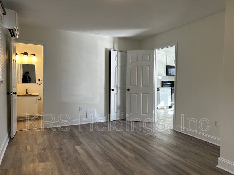 Apartment for rent at 963 W Ocean View, Norfolk, VA 23505