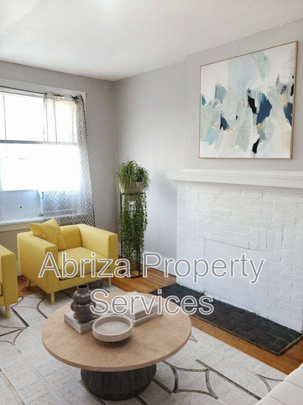 Apartment for rent at 4101 Dewy Ave #2F, Saint Louis, MO 63116