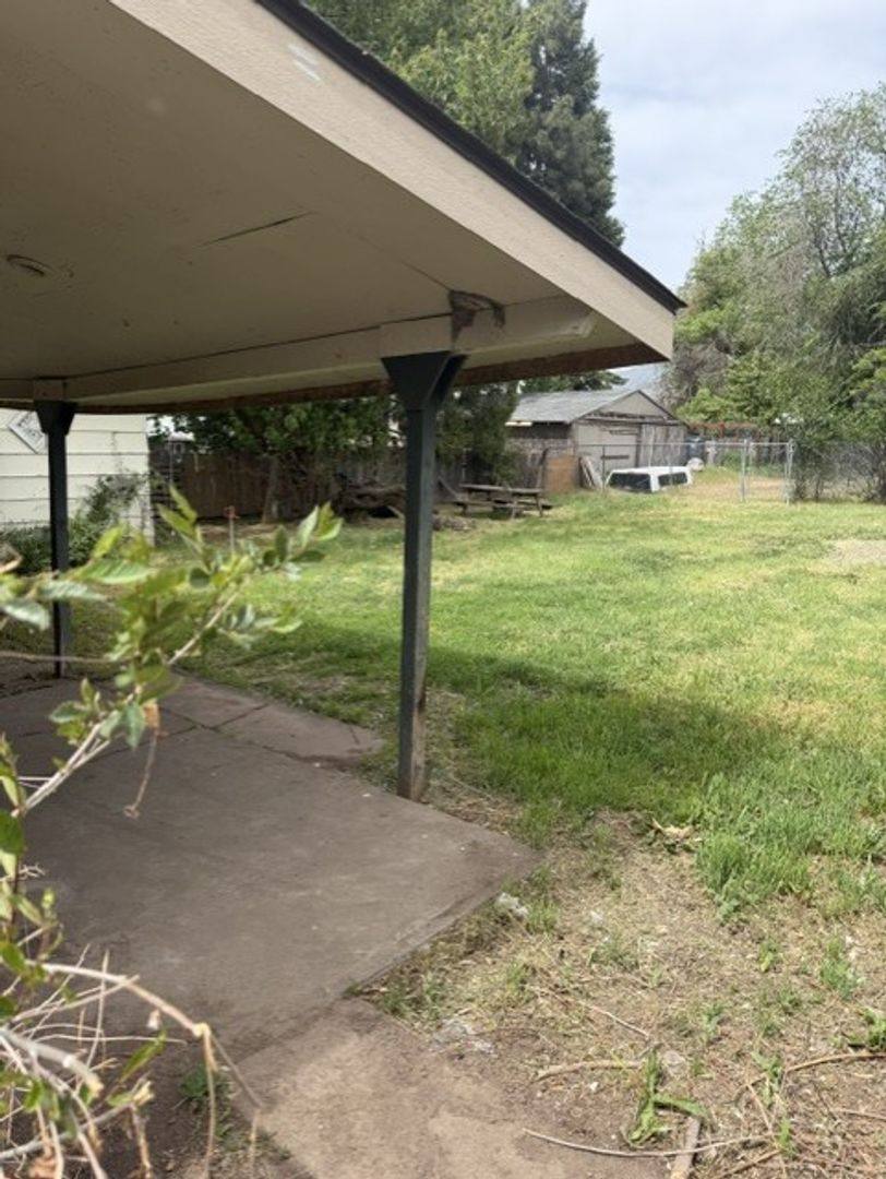House for rent at 2619 Scott St, Klamath Falls, OR 97601