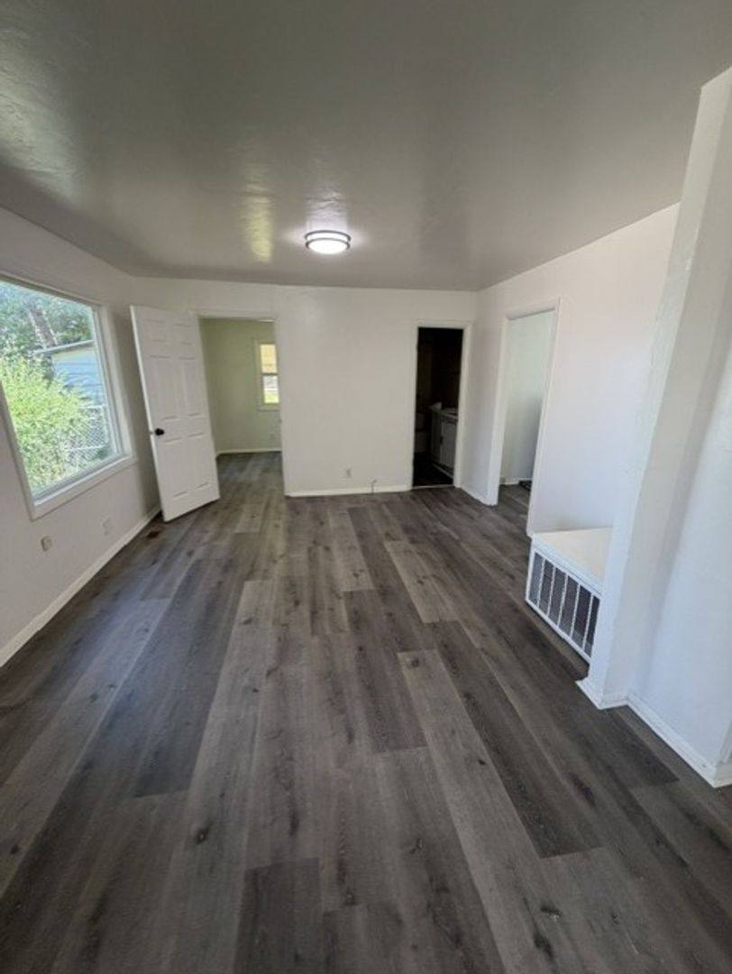 House for rent at 2619 Scott St, Klamath Falls, OR 97601