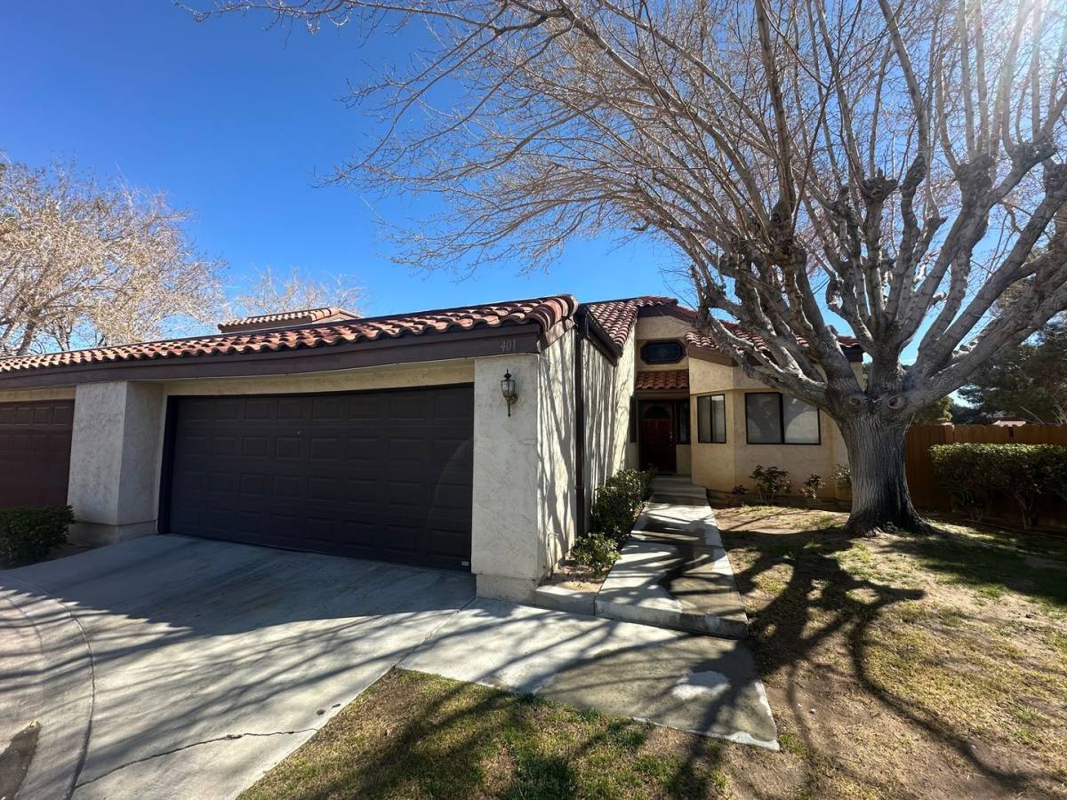 House for rent at 401 Tepatitlan Court, Ridgecrest, CA 93555