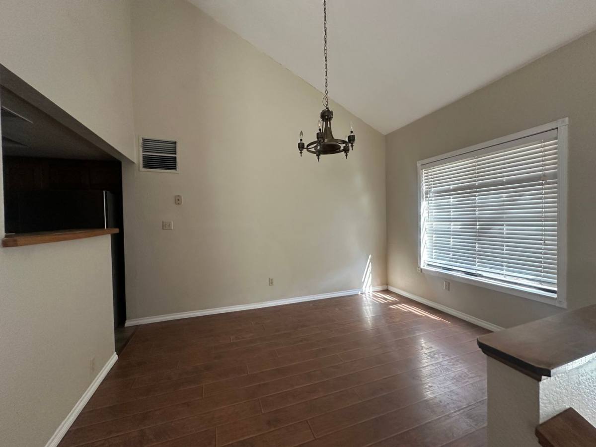 House for rent at 401 Tepatitlan Court, Ridgecrest, CA 93555
