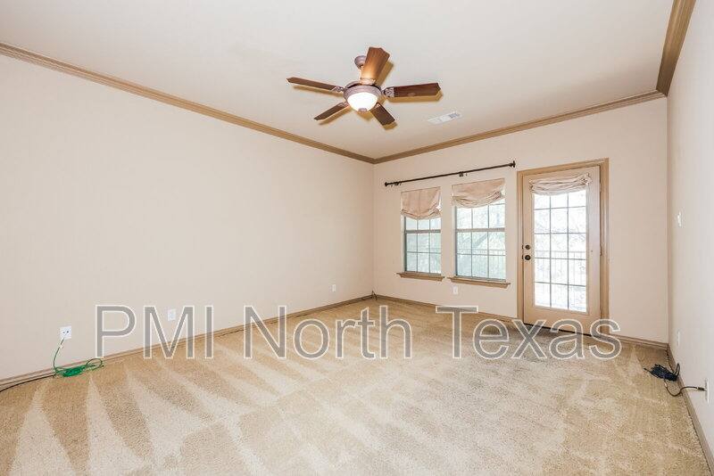 Townhouse for rent at 5379 Balmoral Dr, Frisco, TX 75034