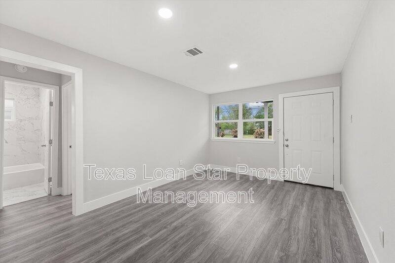House for rent at 4630 Clover St, Houston, TX 77051