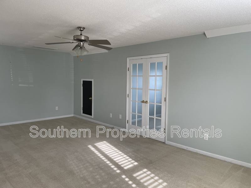 House for rent at 346 Cresthaven Dr, Sanford, NC 27332