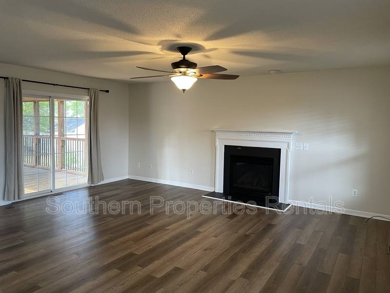 House for rent at 346 Cresthaven Dr, Sanford, NC 27332