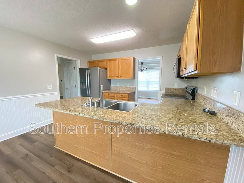 House for rent at 346 Cresthaven Dr, Sanford, NC 27332
