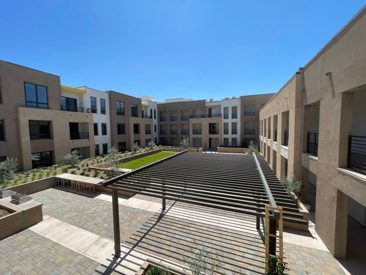 Apartment for rent at 123 S Chapel Ave, Alhambra, CA 91801