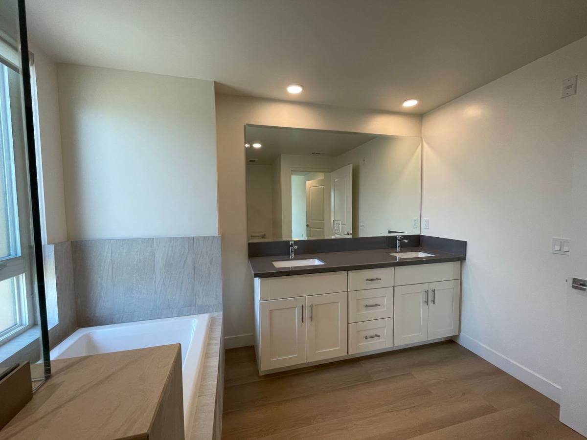 Apartment for rent at 123 S Chapel Ave, Alhambra, CA 91801