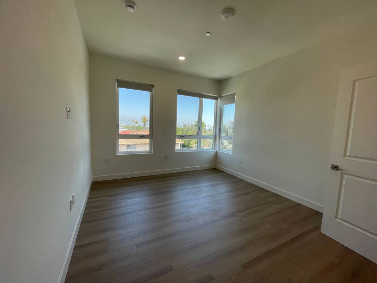 Apartment for rent at 123 S Chapel Ave, Alhambra, CA 91801